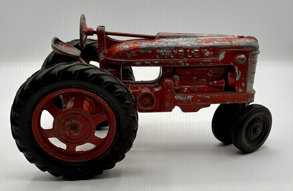 Vtg. Die cast HUBLEY Farm Tractor /j