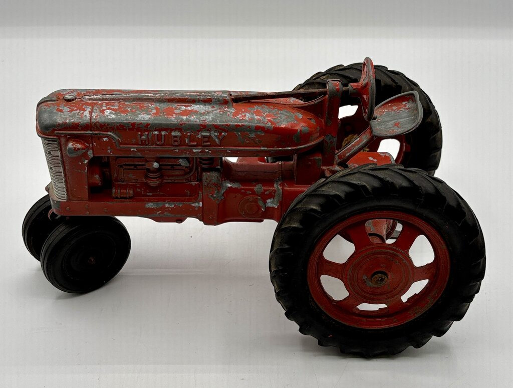 Vtg. Die cast HUBLEY Farm Tractor /j