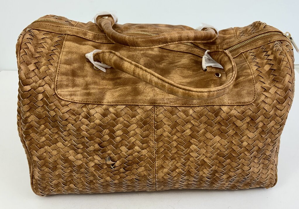 NWT Neiman Marcus Woven Vegan Leather Duffle Bag w/ Shoulder Strap /j