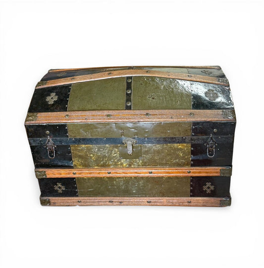 Victorian Humpback Dome-top Steamer Trunk
