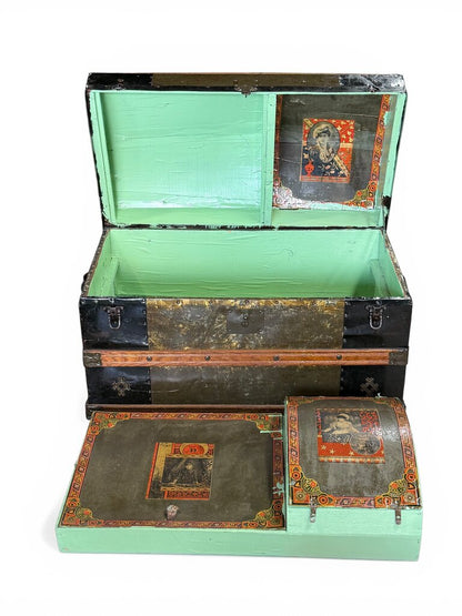 Victorian Humpback Dome-top Steamer Trunk