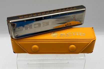 M. Horner Echo 2209 C Harmonica w. Case /b