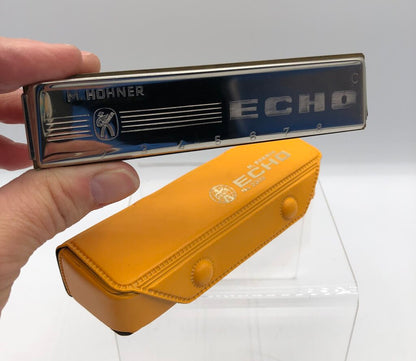M. Horner Echo 2209 C Harmonica w. Case /b