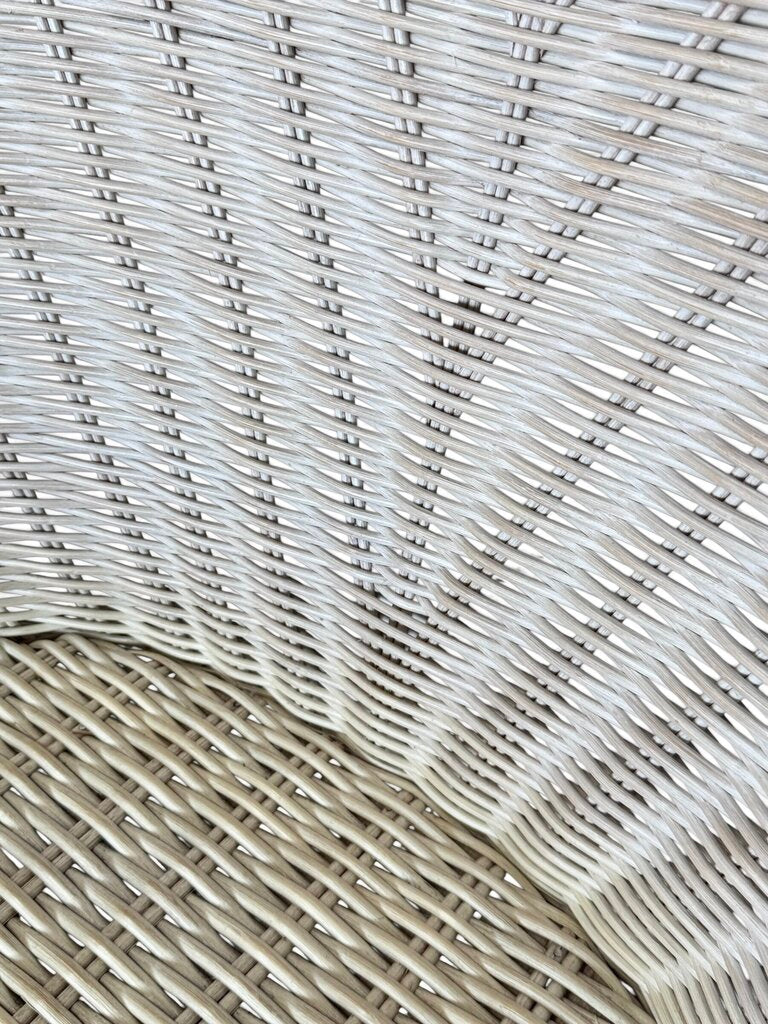 Off White Wicker Chair With Cushion