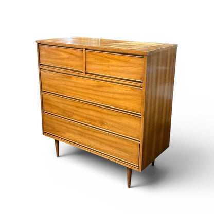 Oak 5 Drawer Dresser (HAS DAMAGE)