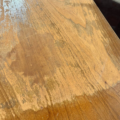Oak 5 Drawer Dresser (HAS DAMAGE)