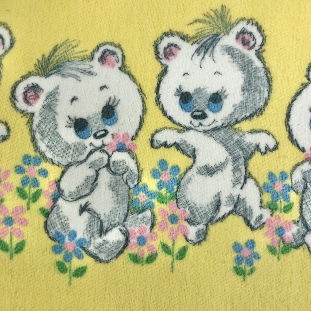 2 Vintage Baby Blankets 100% Cotton Kittens & Bears /b