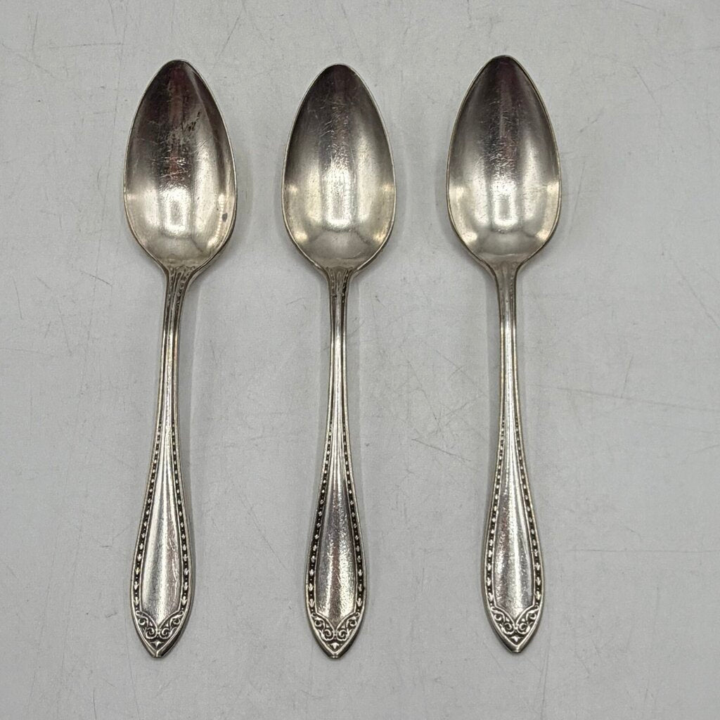 Vintage Oneida Community Silver Plate SHERATON 18pc Mixed Flatware Lot /cb