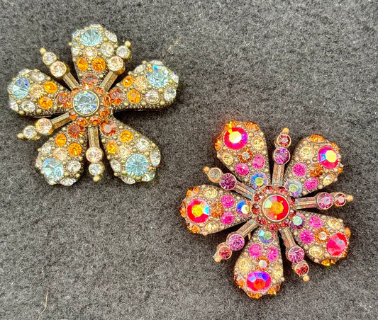 Pair of Vintage Joan Rivers Classic Collection Crystal Brooches /j