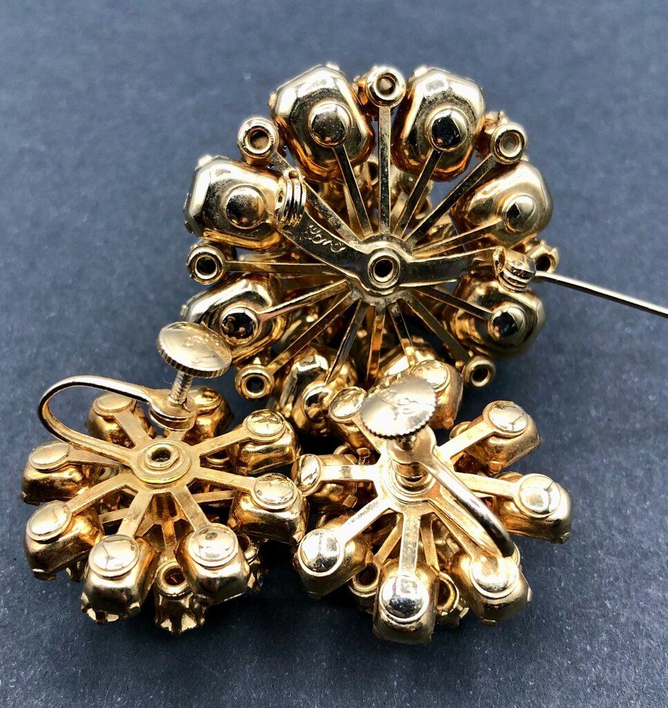 Brilliant 1950’s CORO Earrings & Brooch Set w/ Blue Rhinestones /b