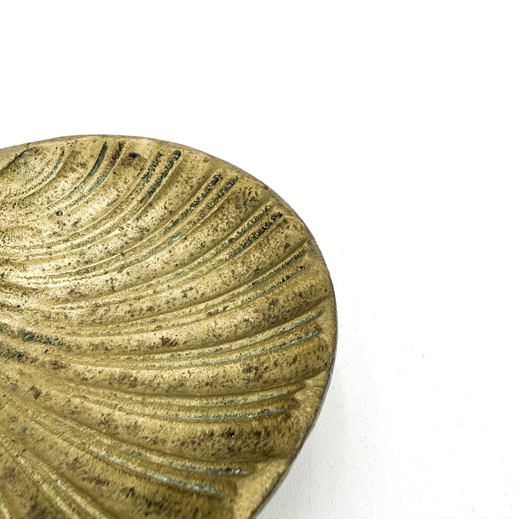 VTG Solid Brass Fish Clam Shell Soap Dish