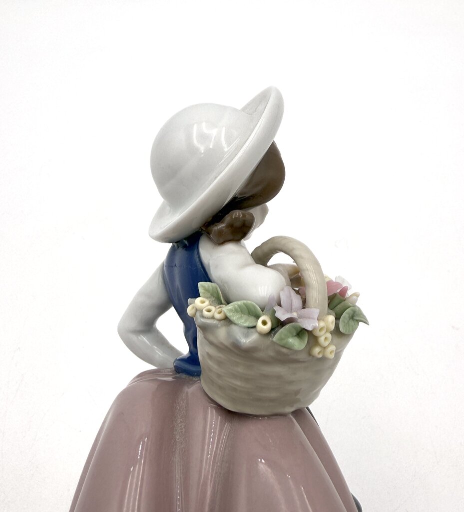 Lladro 'Sweet Scent' Porcelain Figurine