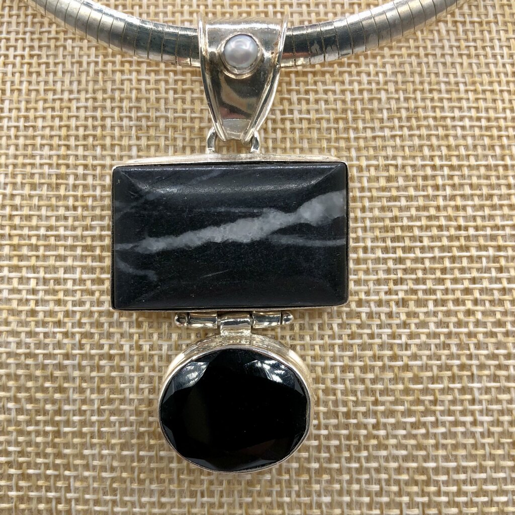 925 Sterling Silver White Buffalo Turquoise & Obsidian Pendant Necklace /b