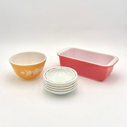 VTG 7 Piece PYREX Set