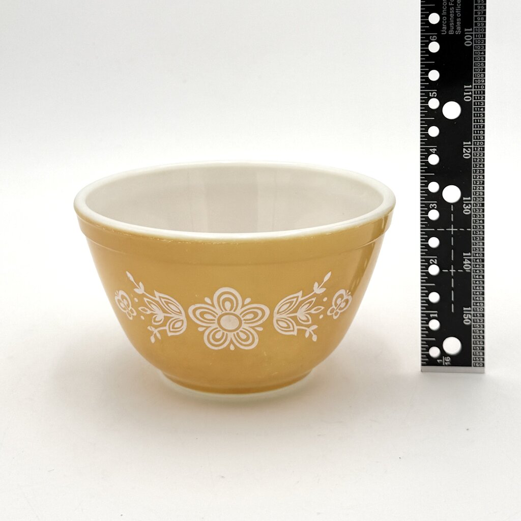 VTG 7 Piece PYREX Set