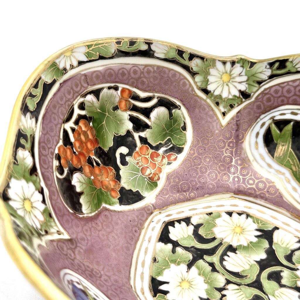 Nippon Hand Painted Iris And Daisy Gold Luster Accent Porcelain Bowl