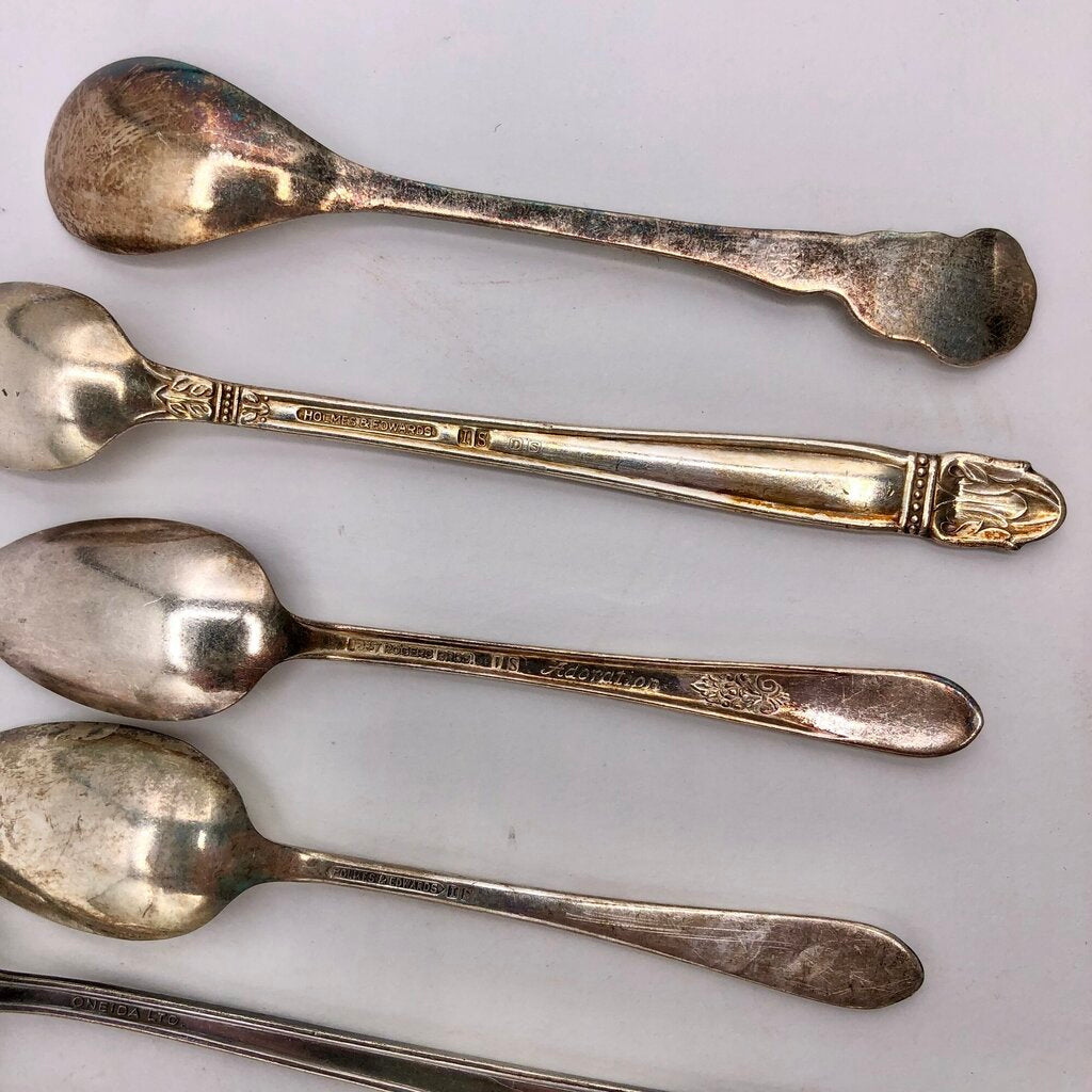 34pc Antique Assorted Ornate Silver Plate Spoons & Forks /b