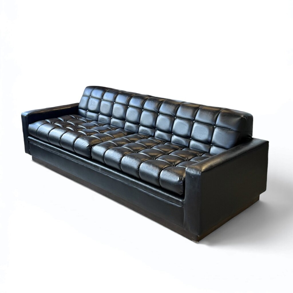 Black Leather Tufted Pull-Out Couch (HAS DAMAGE)