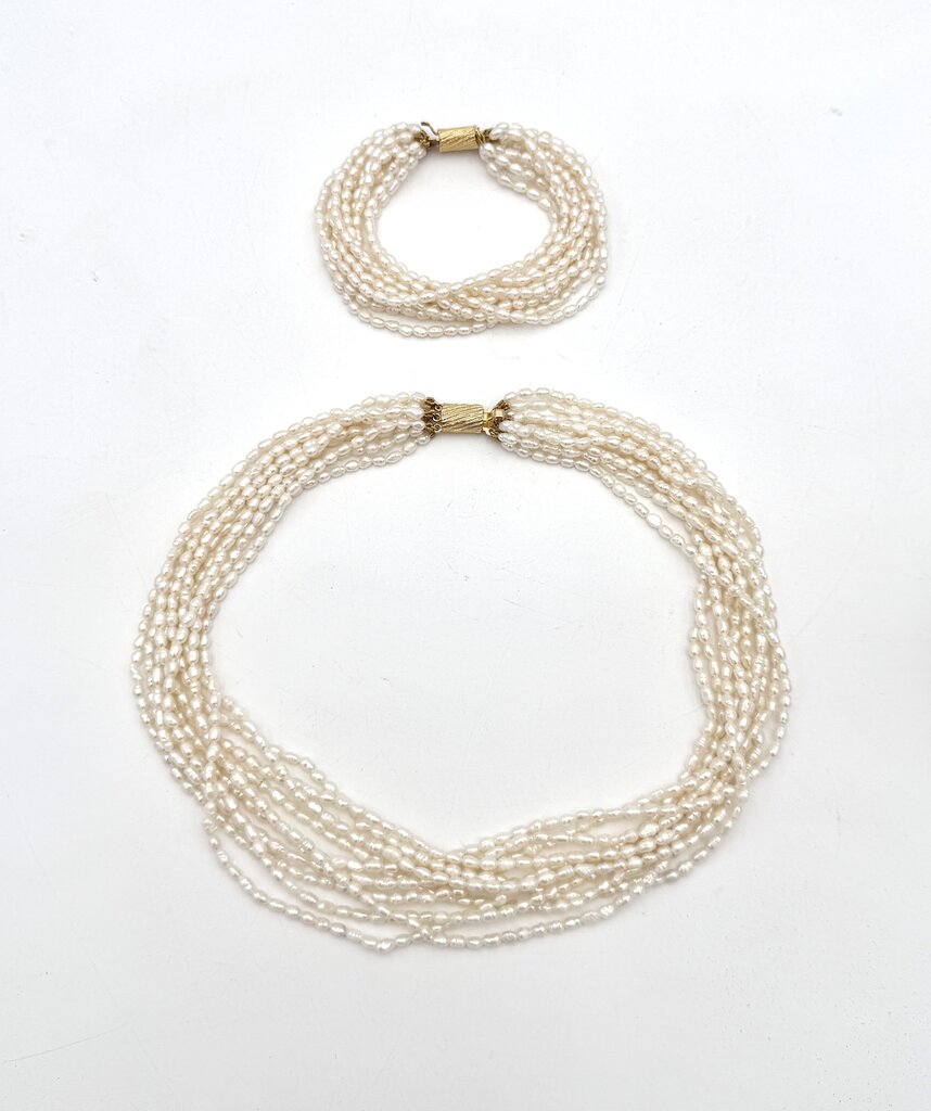 VTG Set Of 2 Freshwater Pearl Choker And Bracelet With Golden Clasp
