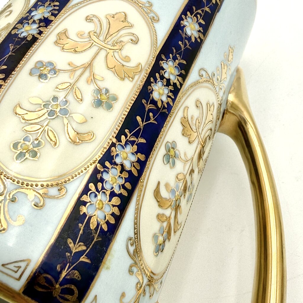 VTG Nippon Blue And Gold Floral Tea Pot With 4 Tea Cups