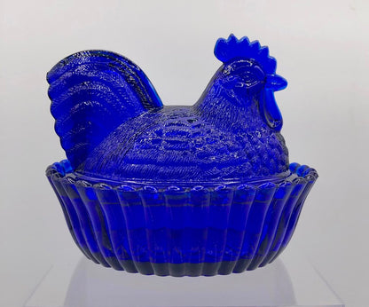 Westmoreland Cobalt Blue glass Nesting Hen Covered Dish /b