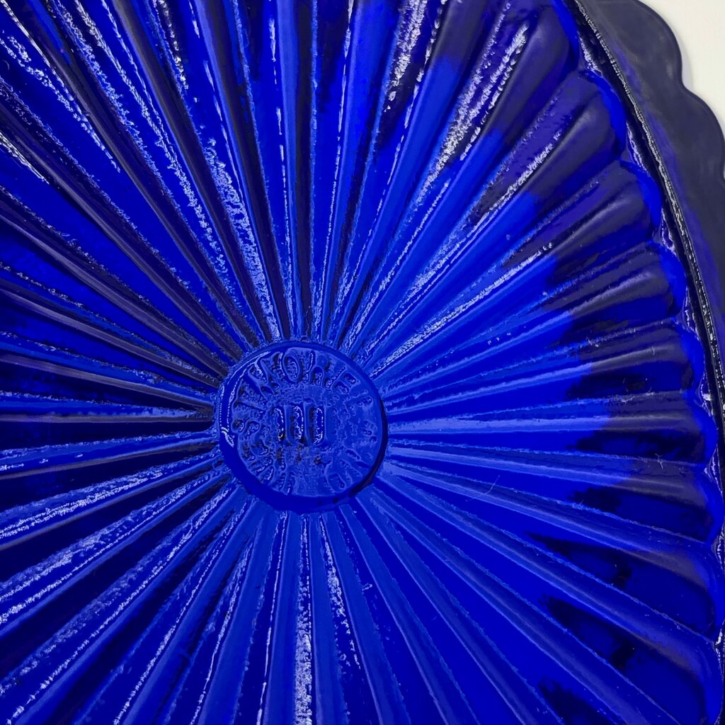 Westmoreland Cobalt Blue glass Nesting Hen Covered Dish /b