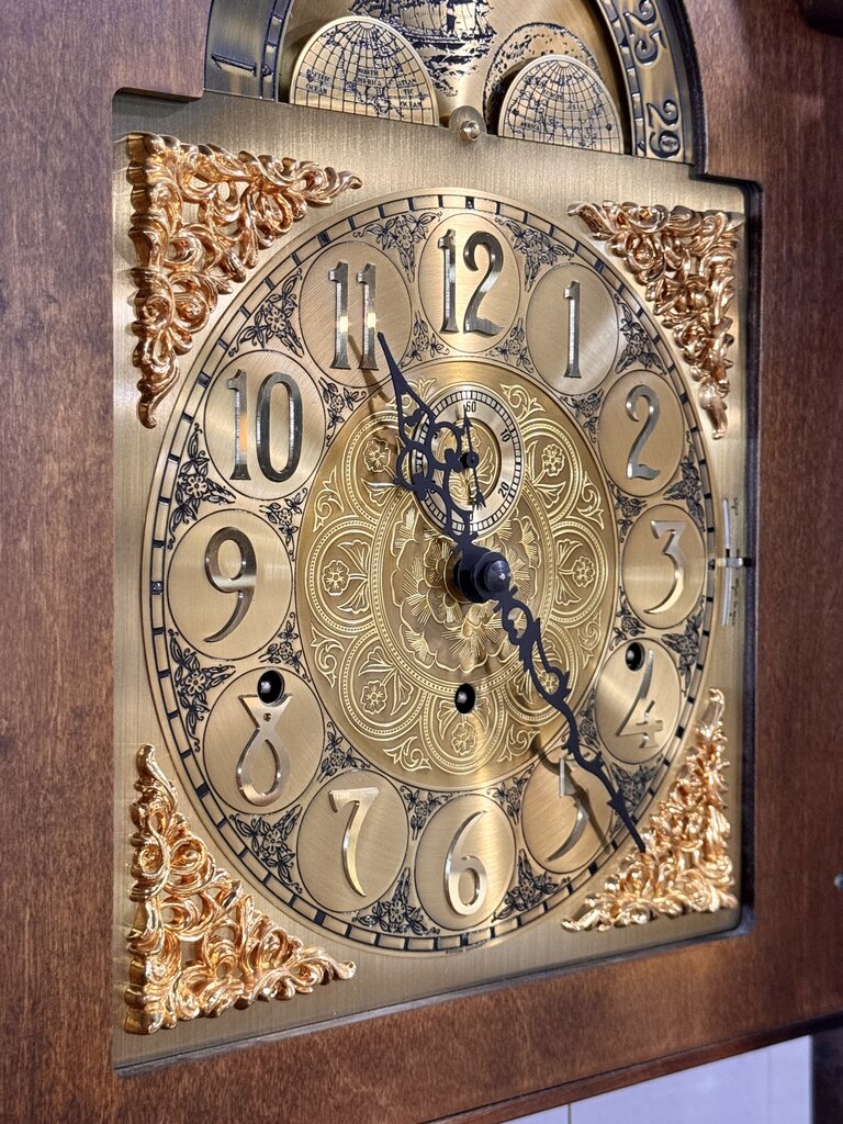 Howard Miller Grandfather Clock (NOT TESTED)