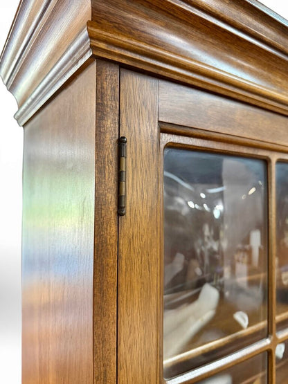 Maddox of Jamestown Hutch With Bubble Glass Doors