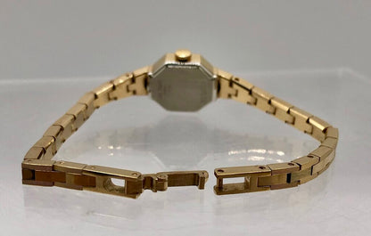 Vtg Waltham Ladies Quartz Watch/ Petite Fit /b