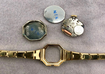 Vtg Waltham Ladies Quartz Watch/ Petite Fit /b