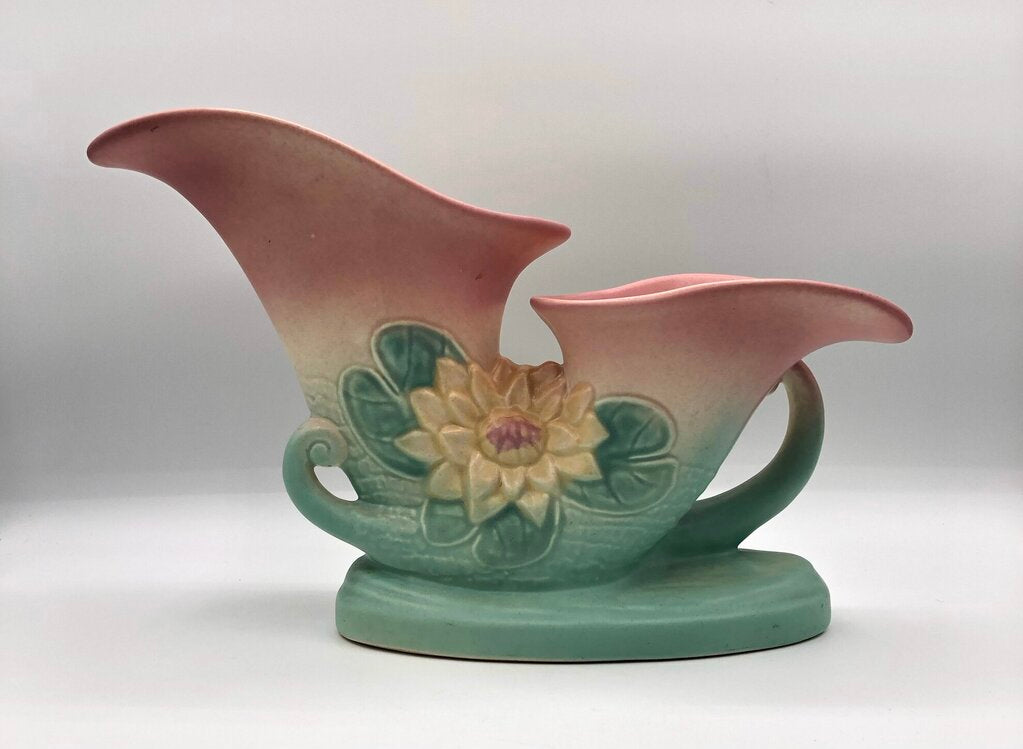 Hull Art Pottery Double Water Lily Vase /b