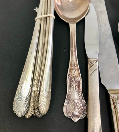 Eclectic 32pc Lot of Antique & Vintage Silver Plate Flatware /b