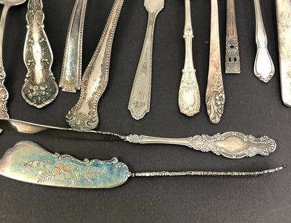 Eclectic 32pc Lot of Antique & Vintage Silver Plate Flatware /b