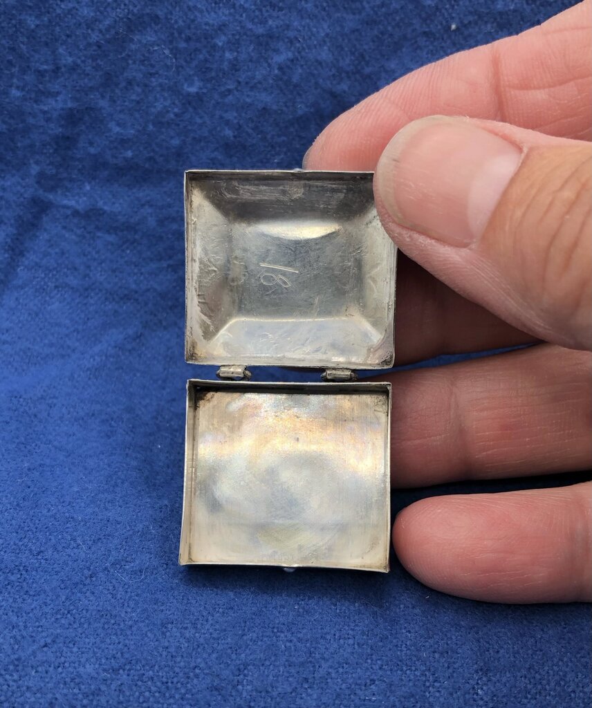Small Sterling Silver Pill Case w/ Native Amereican Motif /b