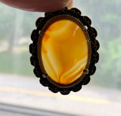 Lot of 5 Vintage Faux Cameo Pendants & Brooches /b