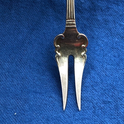 Sweden 830S Silver Th. Marthinsen Viking Rose Escargot/ Tapas Fork /b