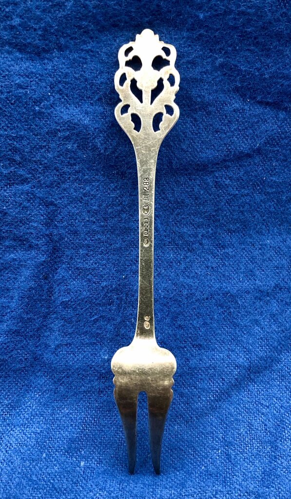 Sweden 830S Silver Th. Marthinsen Viking Rose Escargot/ Tapas Fork /b