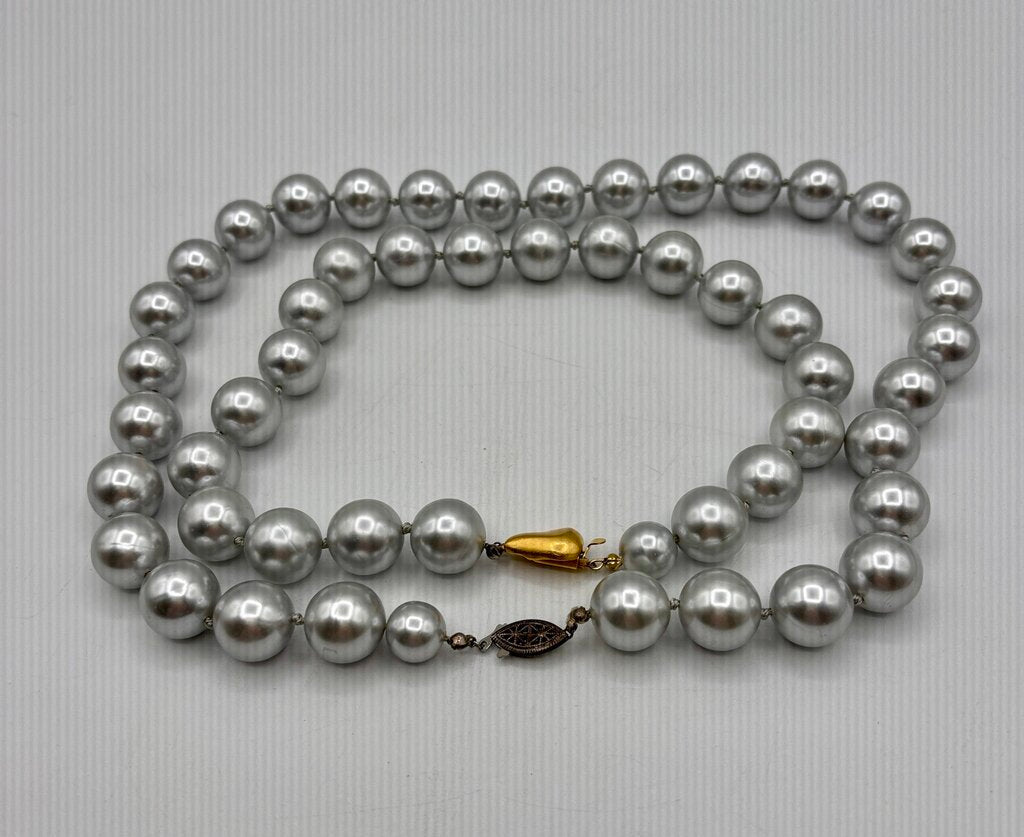 Set of 2 Chunky Faux Pearl Necklaces Grey Toned /j