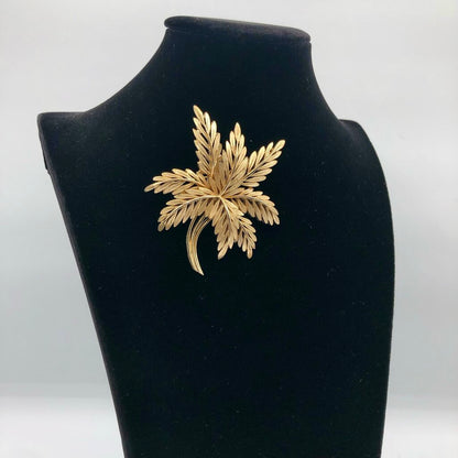 Large Vintage Trifari Lace Leaves Brooch /b