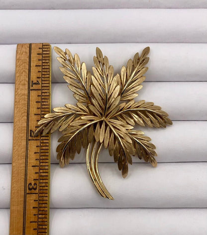 Large Vintage Trifari Lace Leaves Brooch /b