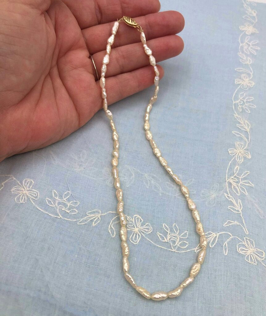 14K Gold & Keshi Rice Pearls 15” Choker Necklace /b