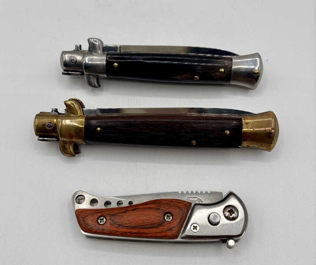 Lot of 3 Switchblade Knives 2 VTG.Italian Style & 1 Stainless /j