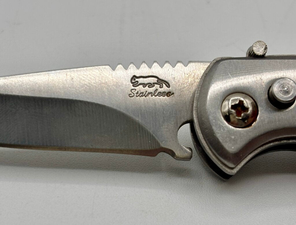 Lot of 3 Switchblade Knives 2 VTG.Italian Style & 1 Stainless /j