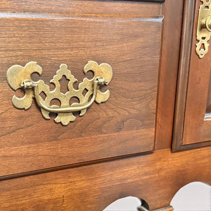 Ethan Allen Mahogany Foyer Table