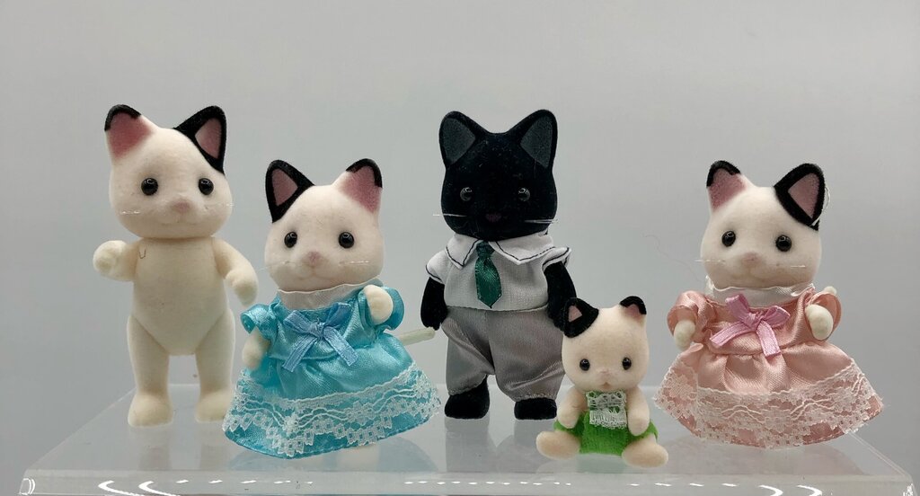 5pc Calico Critters Sylvanian Tuxedo Cat Family /b