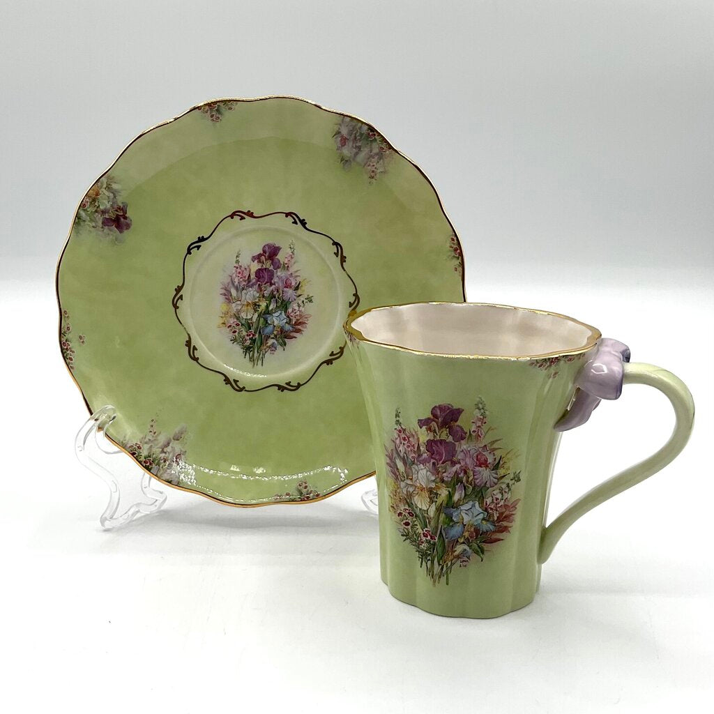 Bradford Editions Lena Liu’s Garden Treasures Teacups and Saucers Set of Two /f