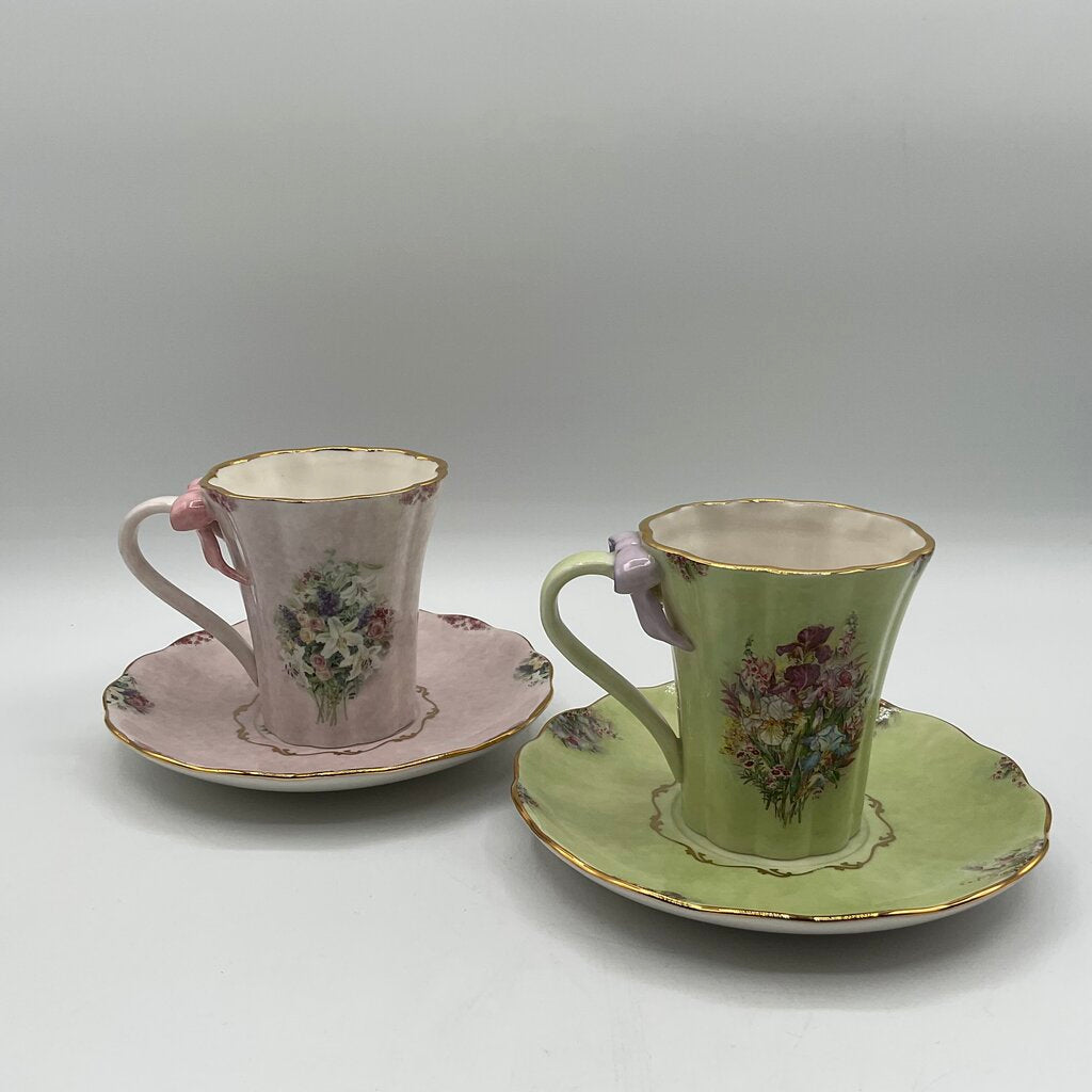Bradford Editions Lena Liu’s Garden Treasures Teacups and Saucers Set of Two /f