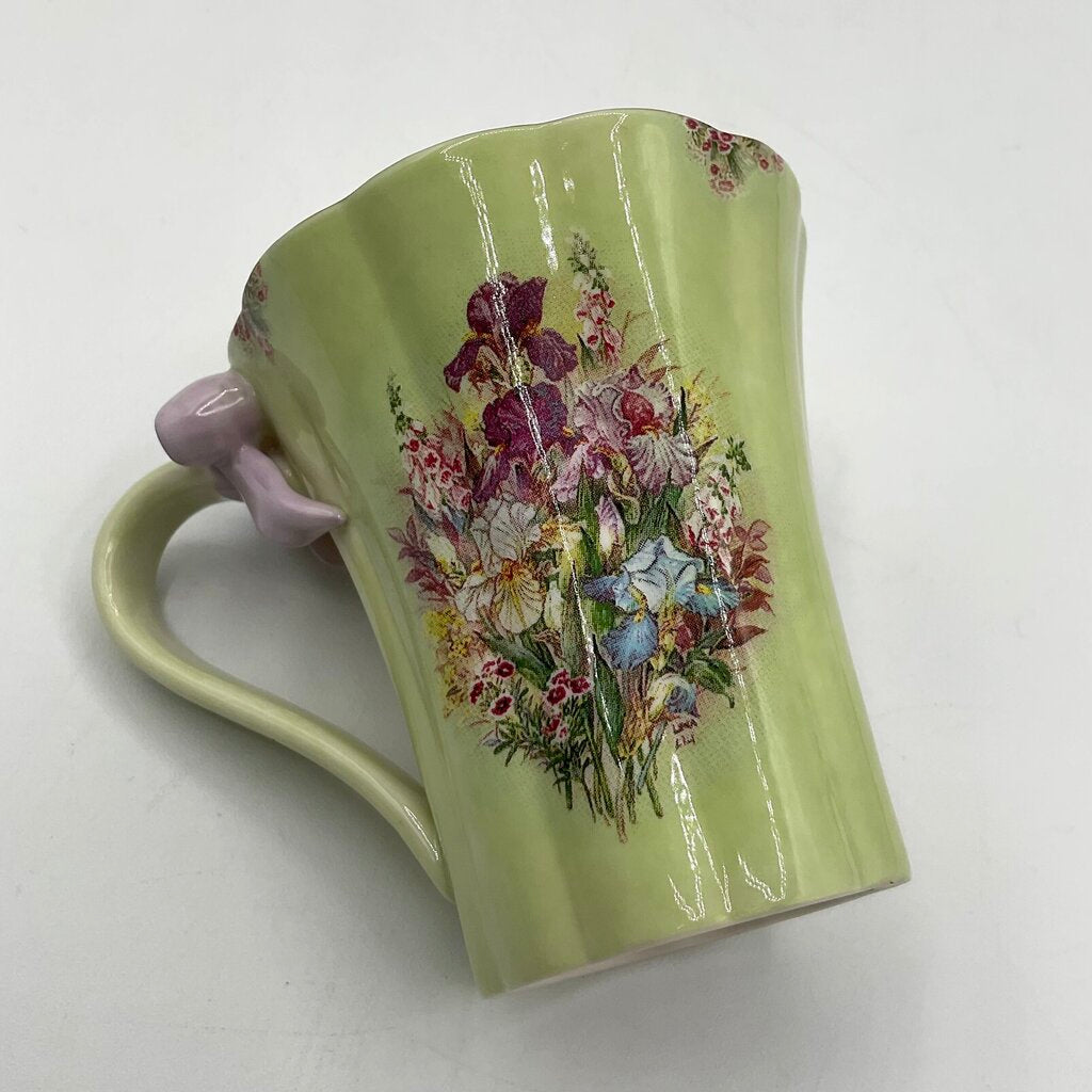 Bradford Editions Lena Liu’s Garden Treasures Teacups and Saucers Set of Two /f