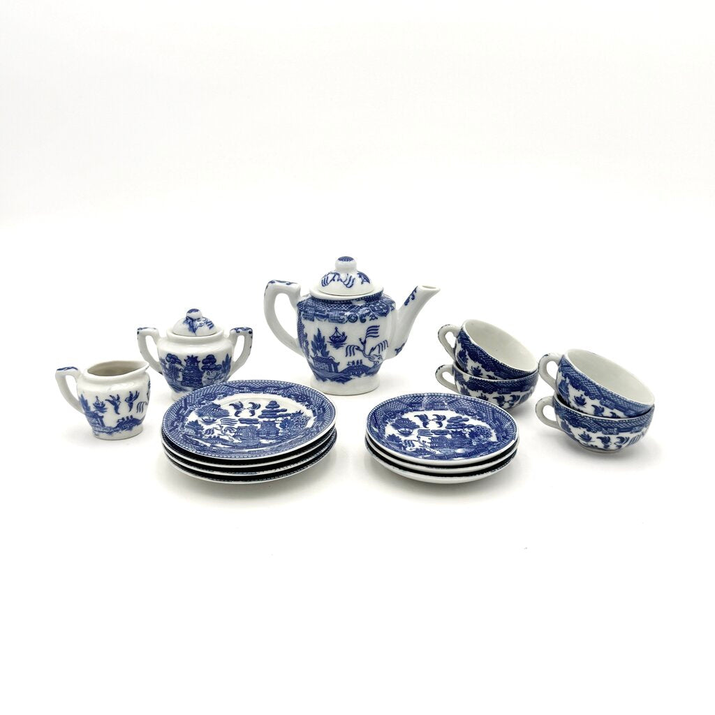 Set Of 14 Mini Blue Willow Porcelain Tea Set