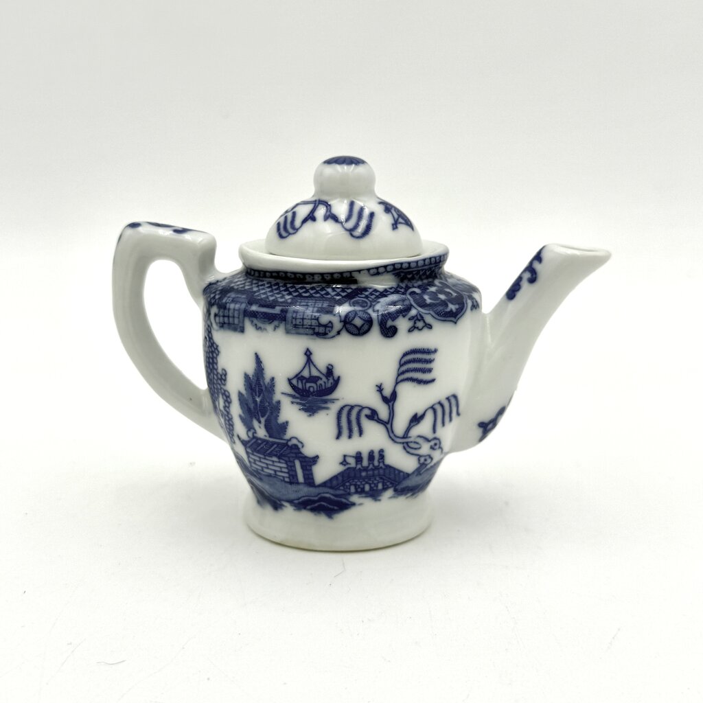 Set Of 14 Mini Blue Willow Porcelain Tea Set